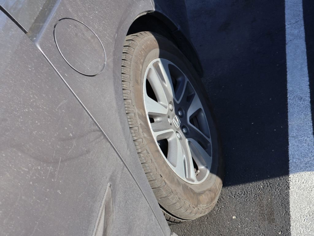 Used 2016 Honda Odyssey Touring Elite image 12