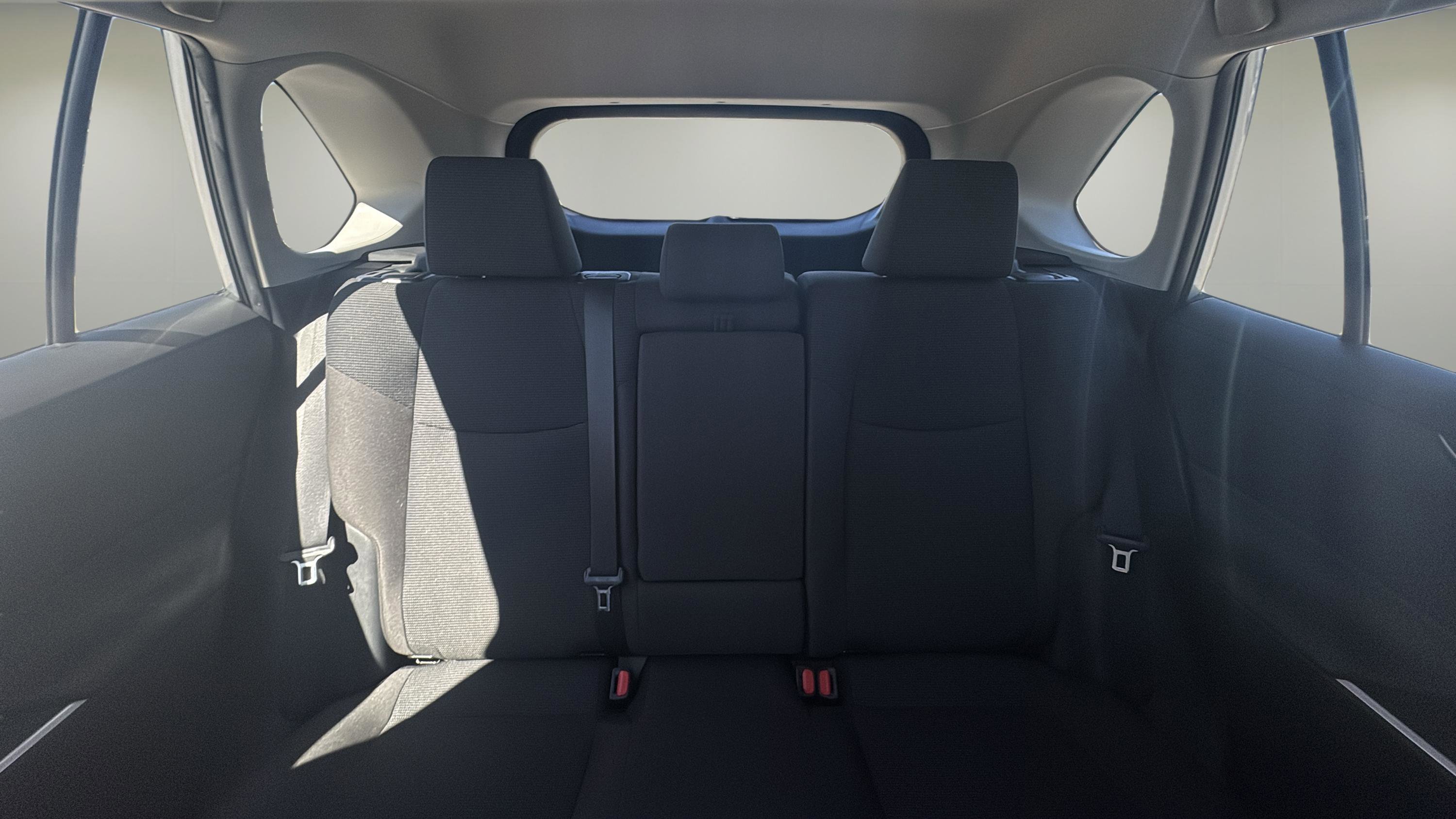 Used 2024 Toyota RAV4 LE image 27