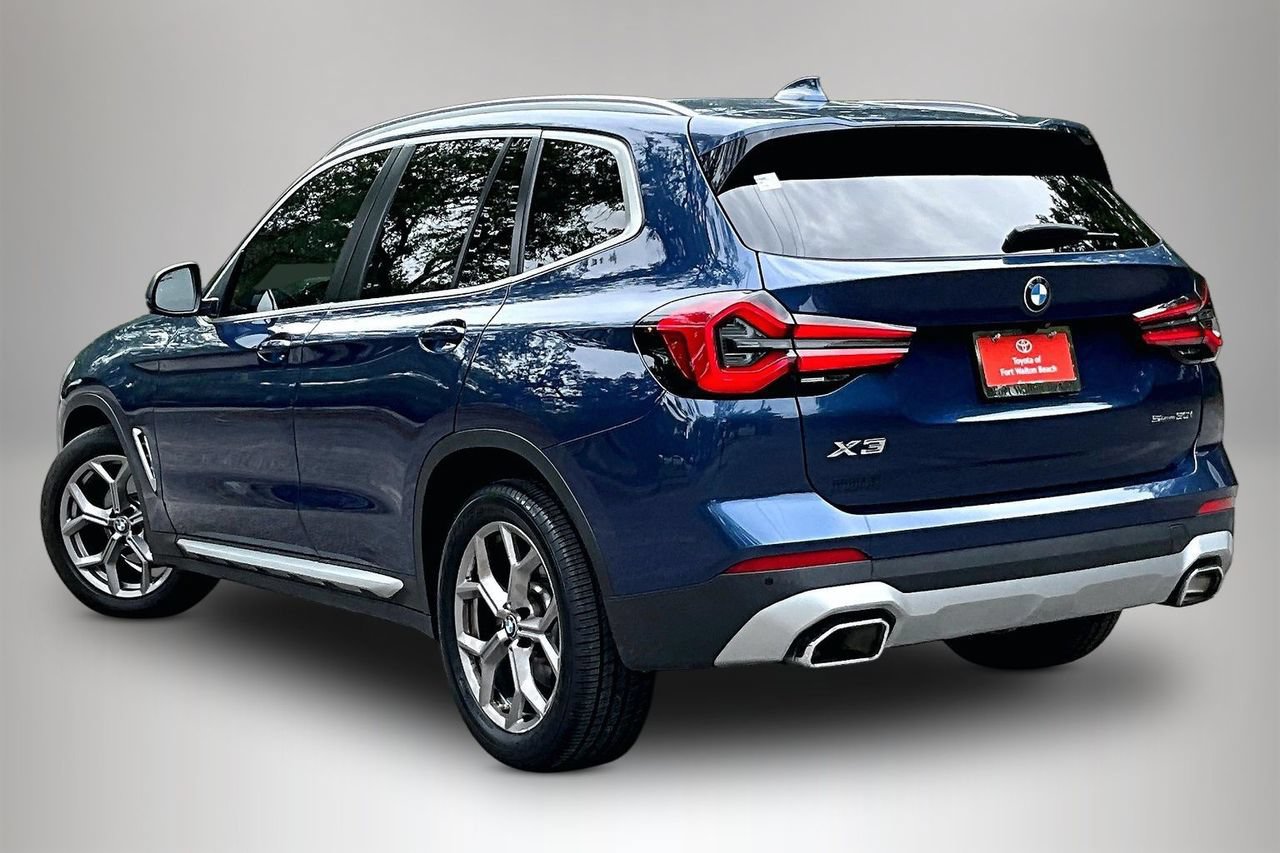 Used 2022 BMW X3 sDrive30i w/ Premium Package RWD image 4