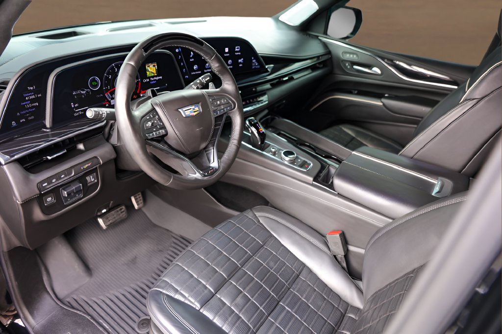 Certified 2024 Cadillac Escalade V AWD/4WD image 10