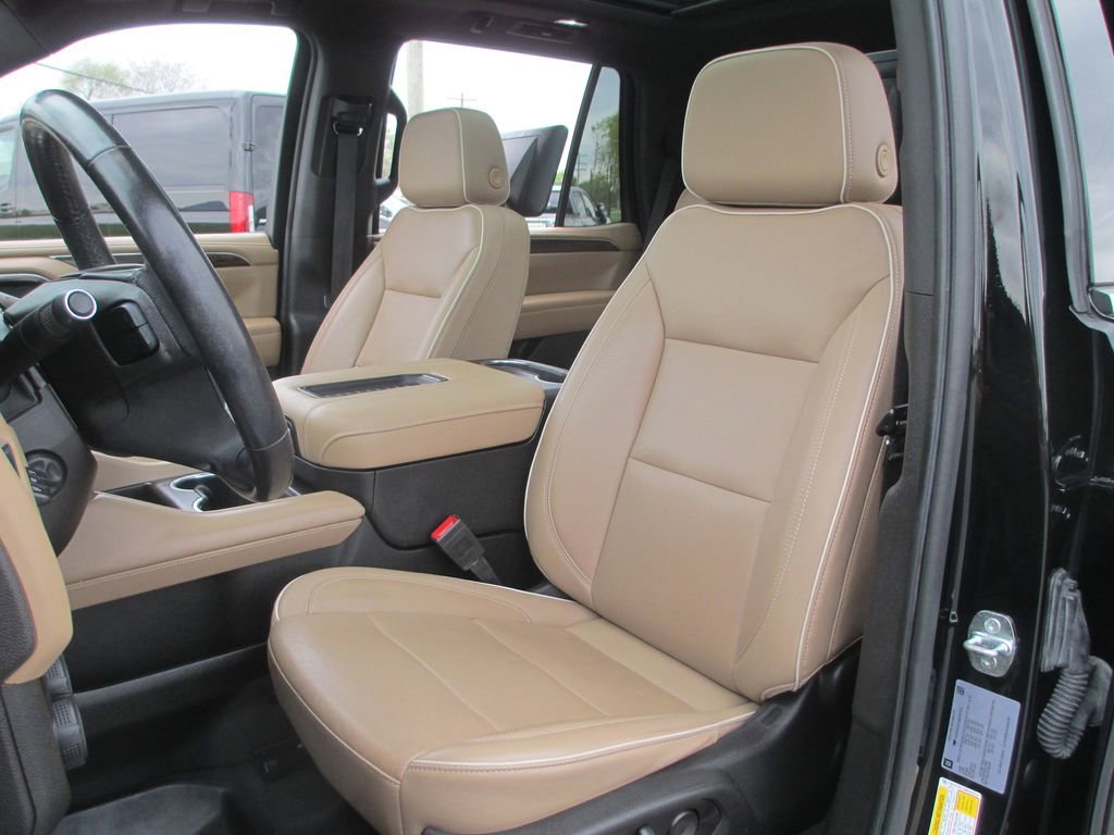 Used 2021 Chevrolet Tahoe Premier AWD/4WD image 21