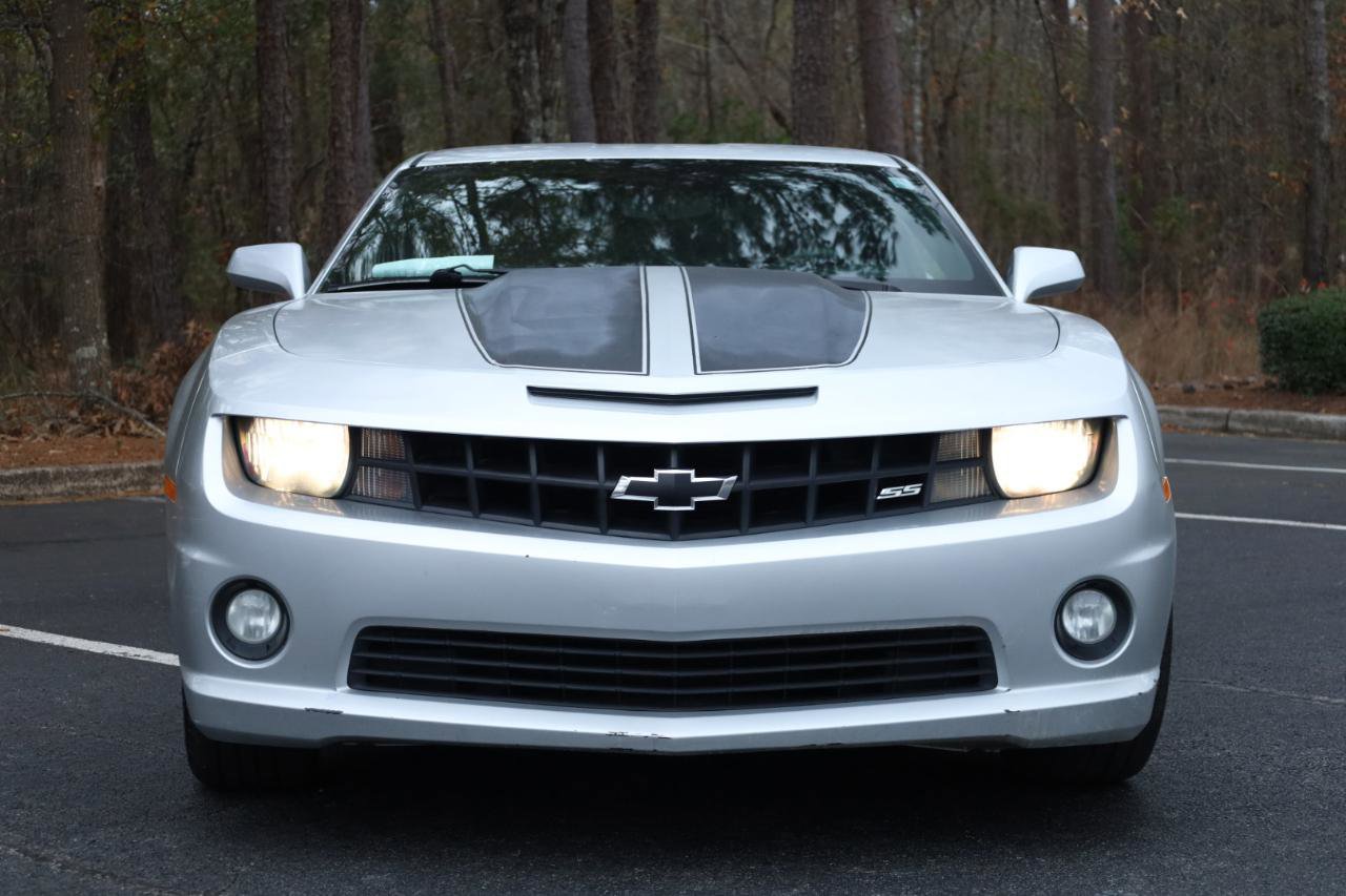Used 2010 Chevrolet Camaro SS w/ RS Package RWD image 8