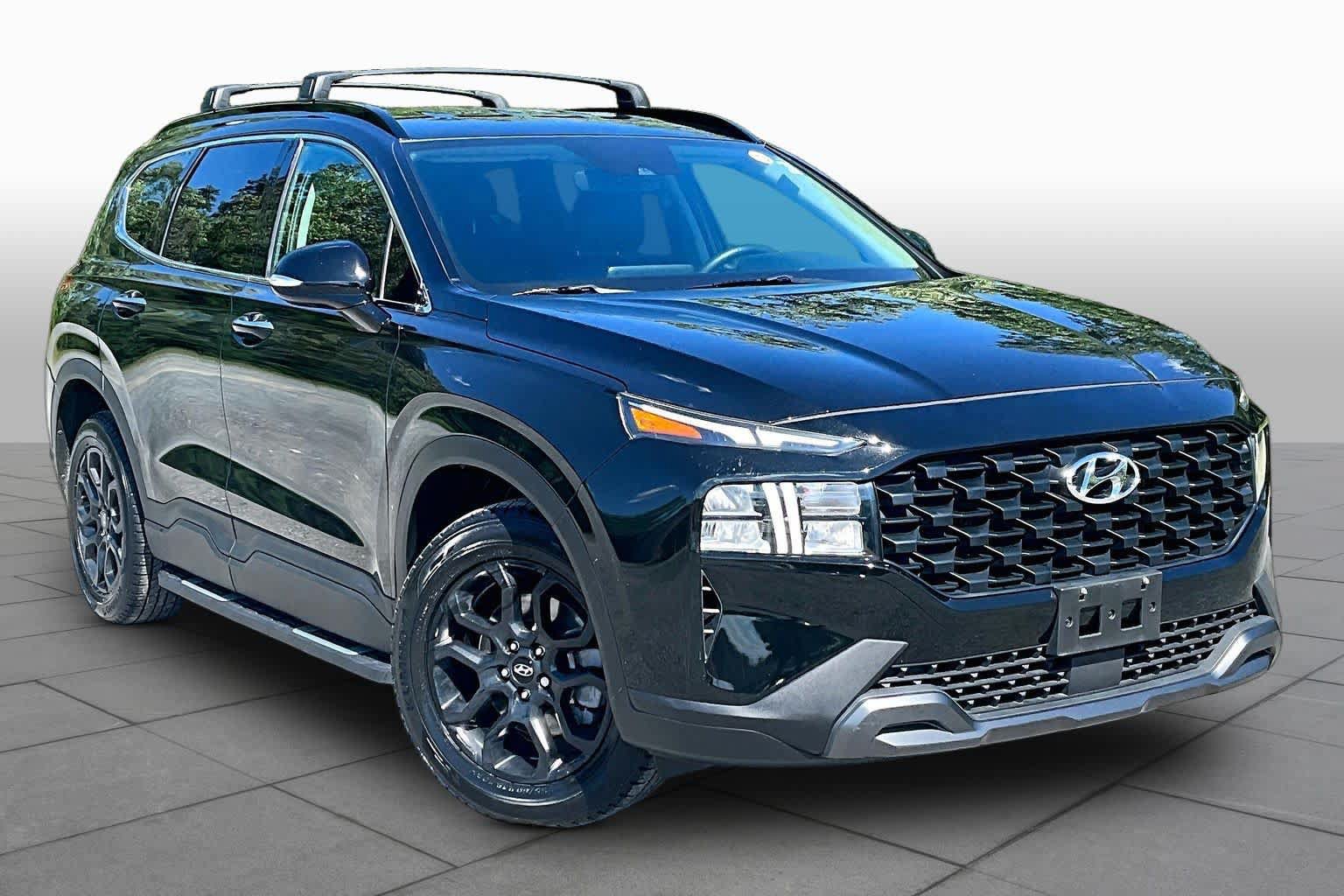 Used 2023 Hyundai Santa Fe XRT FWD image 3