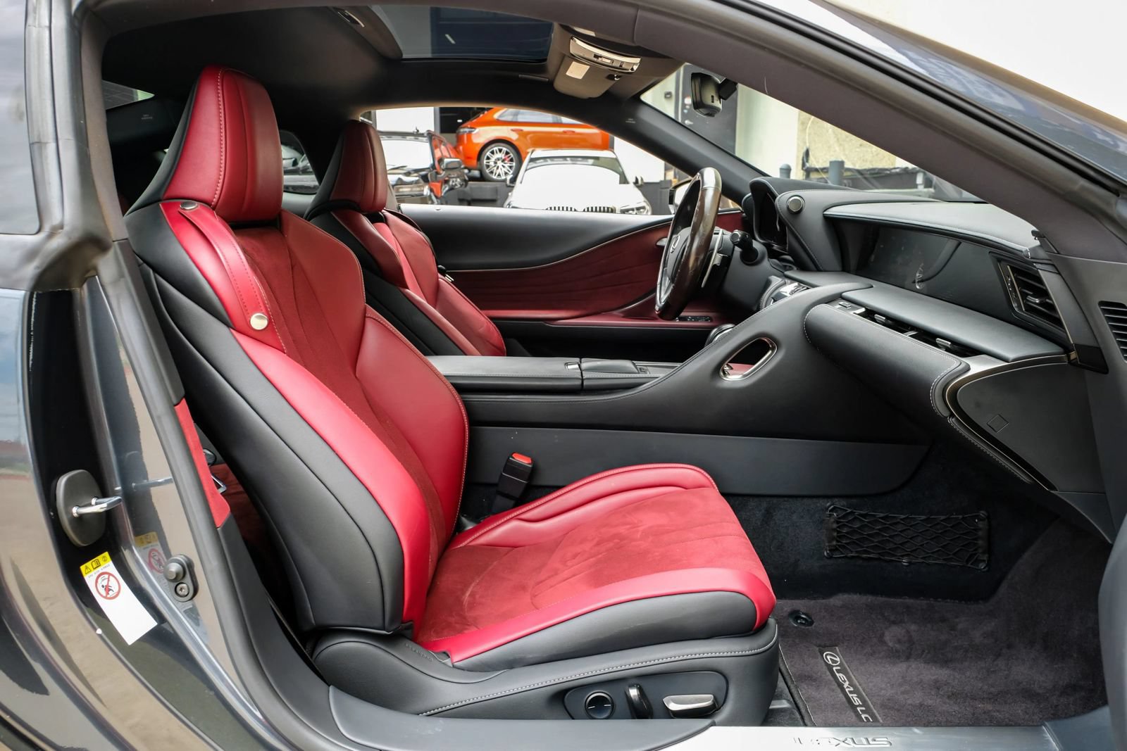 Used 2018 Lexus LC 500 Coupe w/ Sport Package RWD image 28