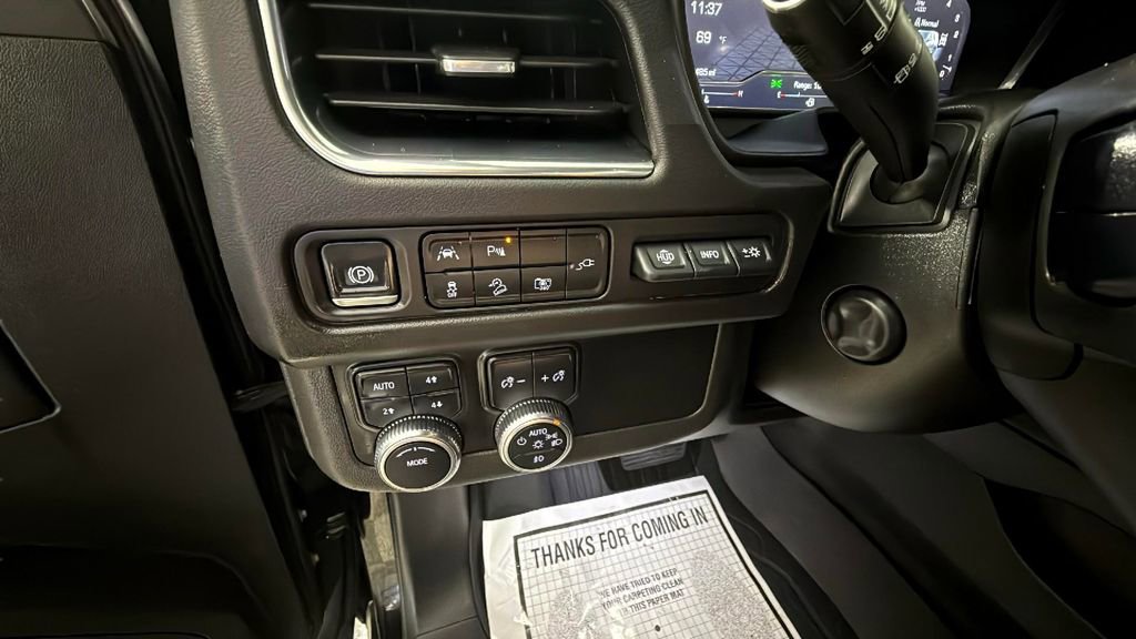 Used 2022 GMC Yukon AT4 w/ Technology Package image 14