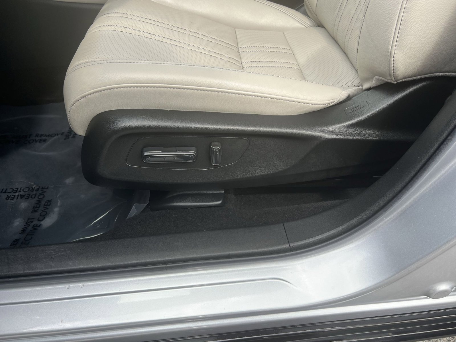 Used 2023 Honda HR-V EX-L image 14