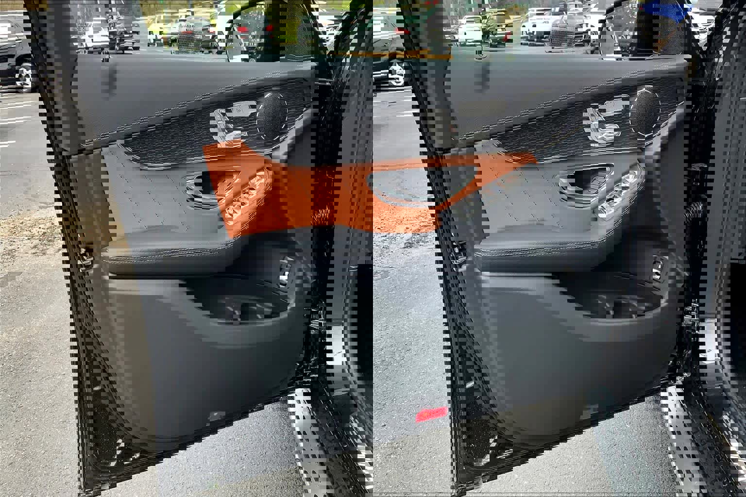 Used 2022 Mercedes-Benz GLC 43 AMG 4MATIC image 11