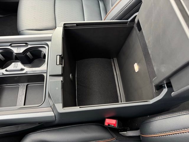 New 2026 Ford F350 Lariat w/ Black Appearance Package image 22