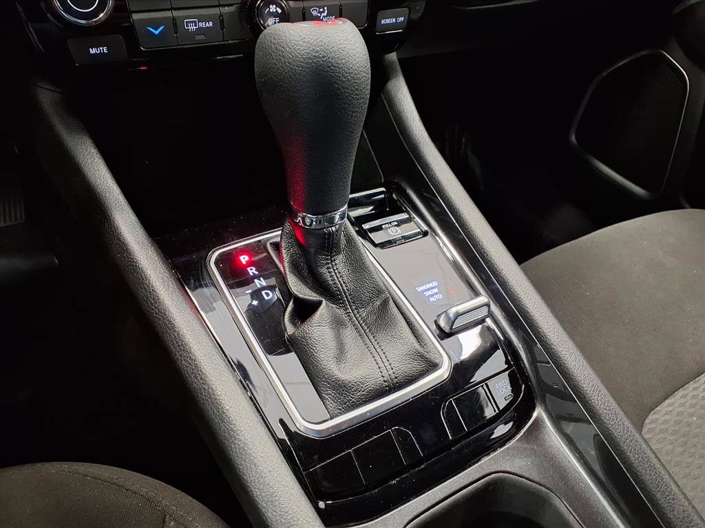 Used 2023 Jeep Compass Sport image 22