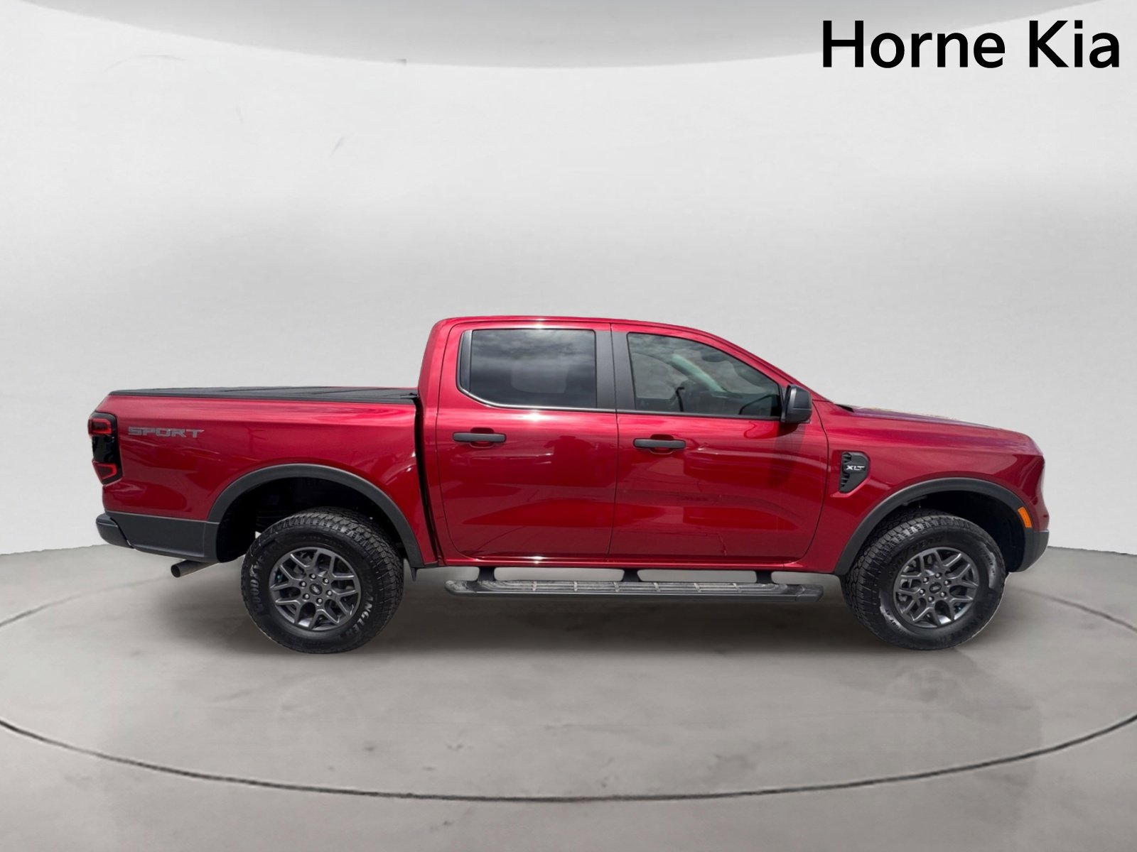 Used 2025 Ford Ranger XLT RWD image 3