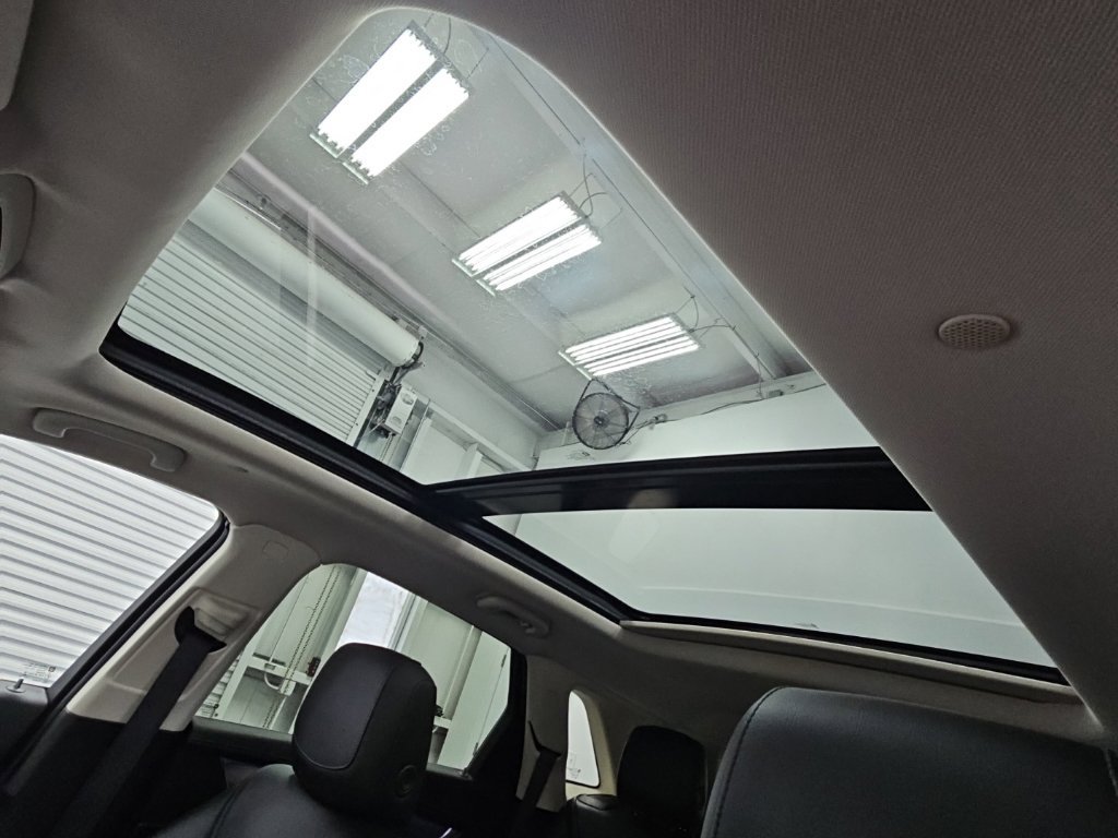 Used 2017 Cadillac XT5 Premium Luxury FWD image 29
