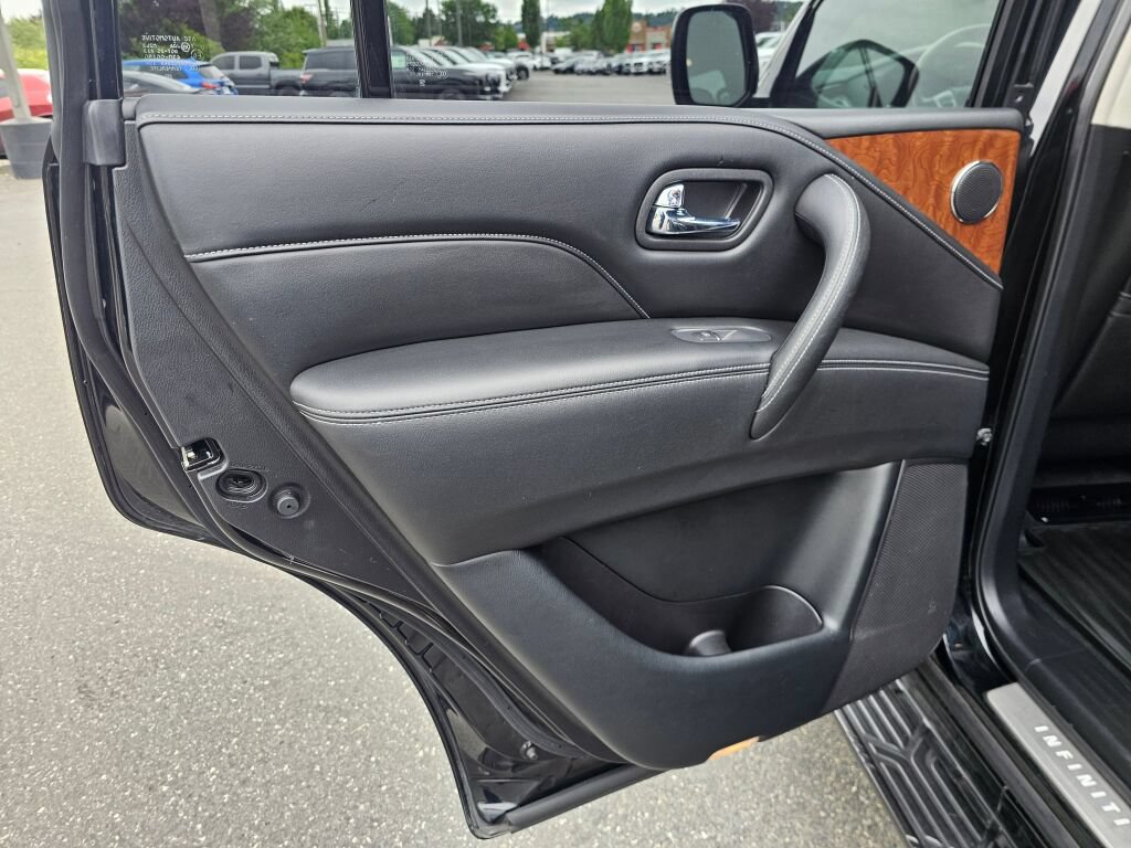 Used 2019 INFINITI QX80 Luxe w/ Proassist Package AWD/4WD image 21