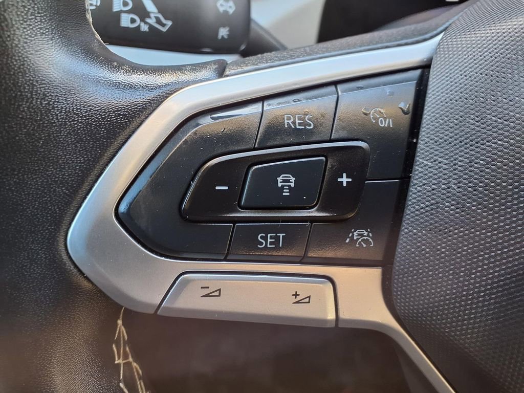 Used 2024 Volkswagen Taos S image 13