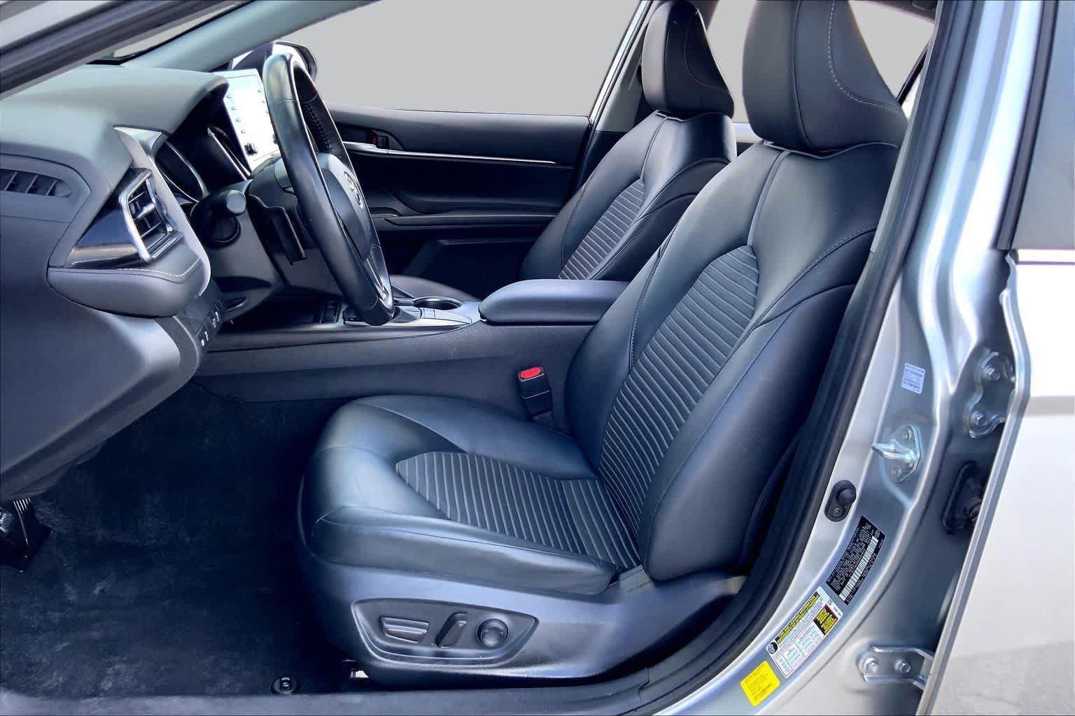 Used 2024 Toyota Camry SE FWD image 8