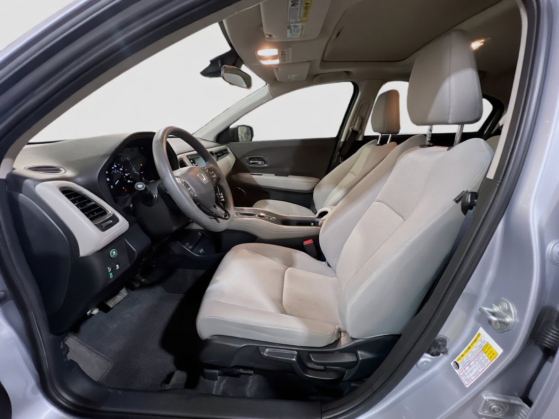 Used 2020 Honda HR-V EX image 14