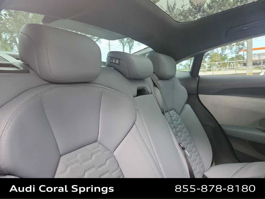 Used 2023 Audi RS e-tron GT w/ Carbon Performance Package AWD/4WD image 20