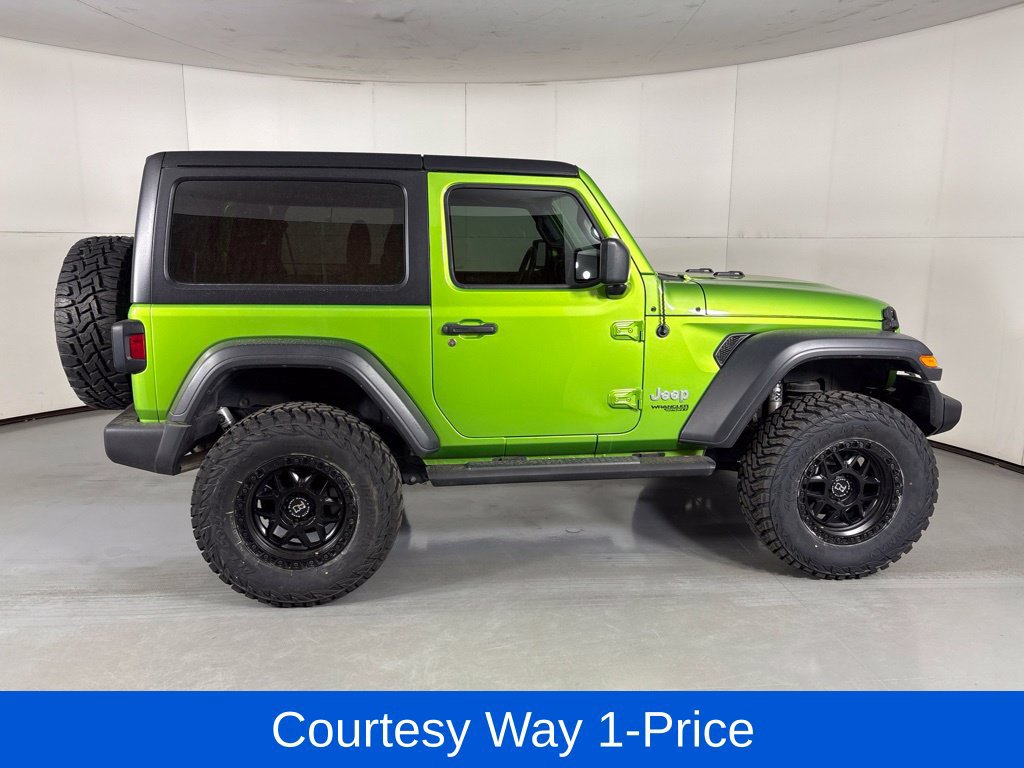 Used 2019 Jeep Wrangler Sport AWD/4WD image 12