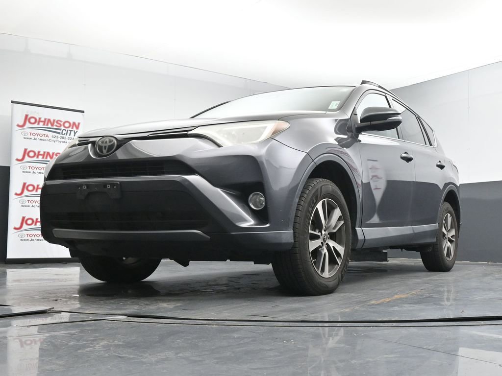 Used 2017 Toyota RAV4 XLE AWD/4WD image 20