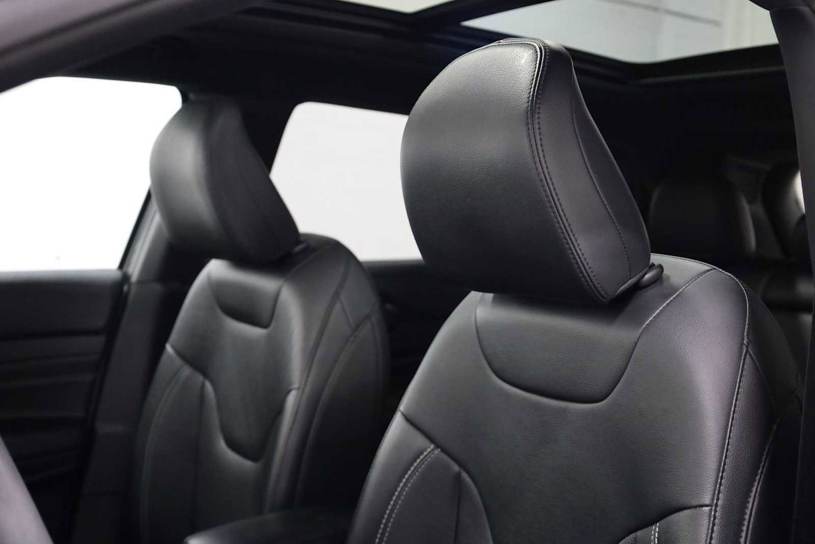 Used 2023 Jeep Compass High Altitude image 18