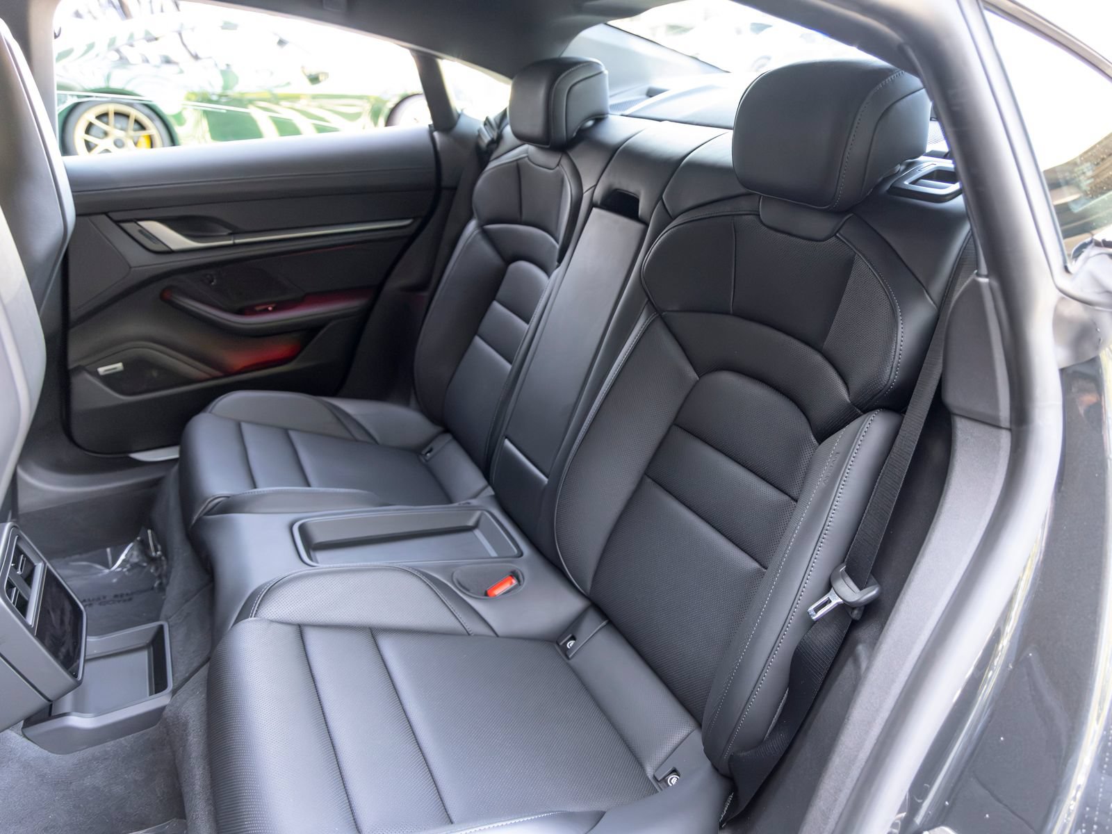 Certified 2025 Porsche Taycan 4S AWD/4WD image 51
