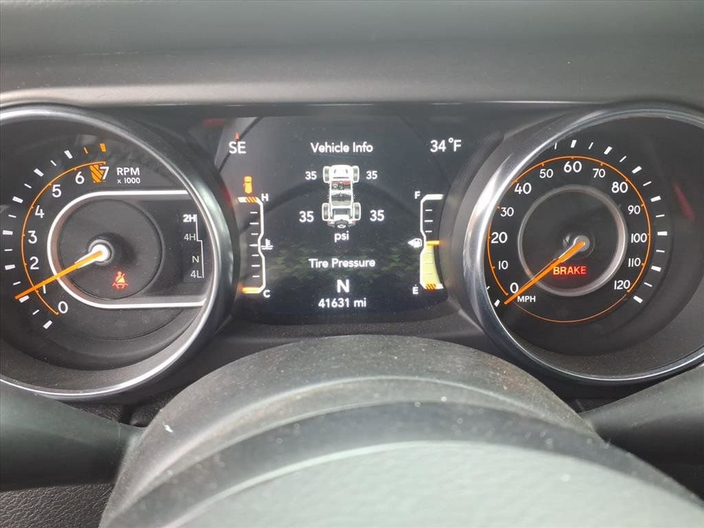 Used 2021 Jeep Wrangler Unlimited Sport image 26