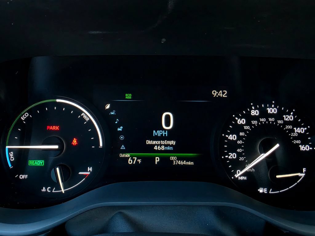 Used 2025 Toyota Sienna XLE FWD image 23