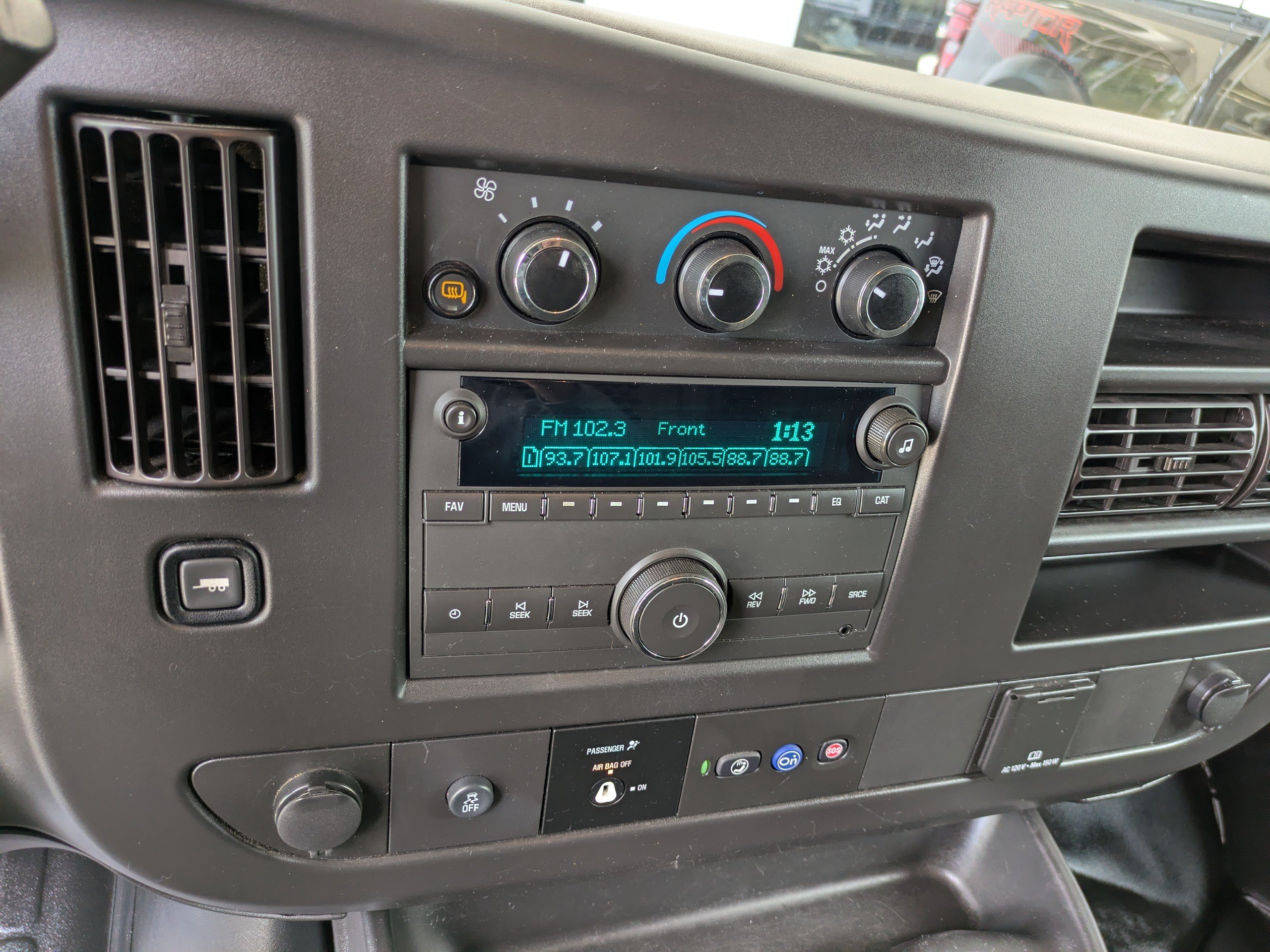 Used 2024 Chevrolet Express 2500 w/ Driver Convenience Package RWD image 21