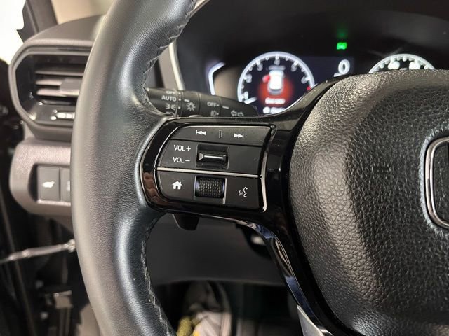 Used 2023 Honda Pilot Touring image 26