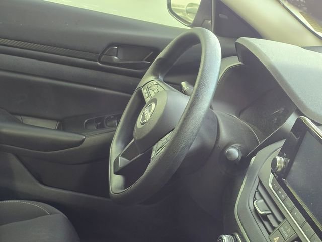 Certified 2024 Nissan Altima 2.5 S FWD image 7