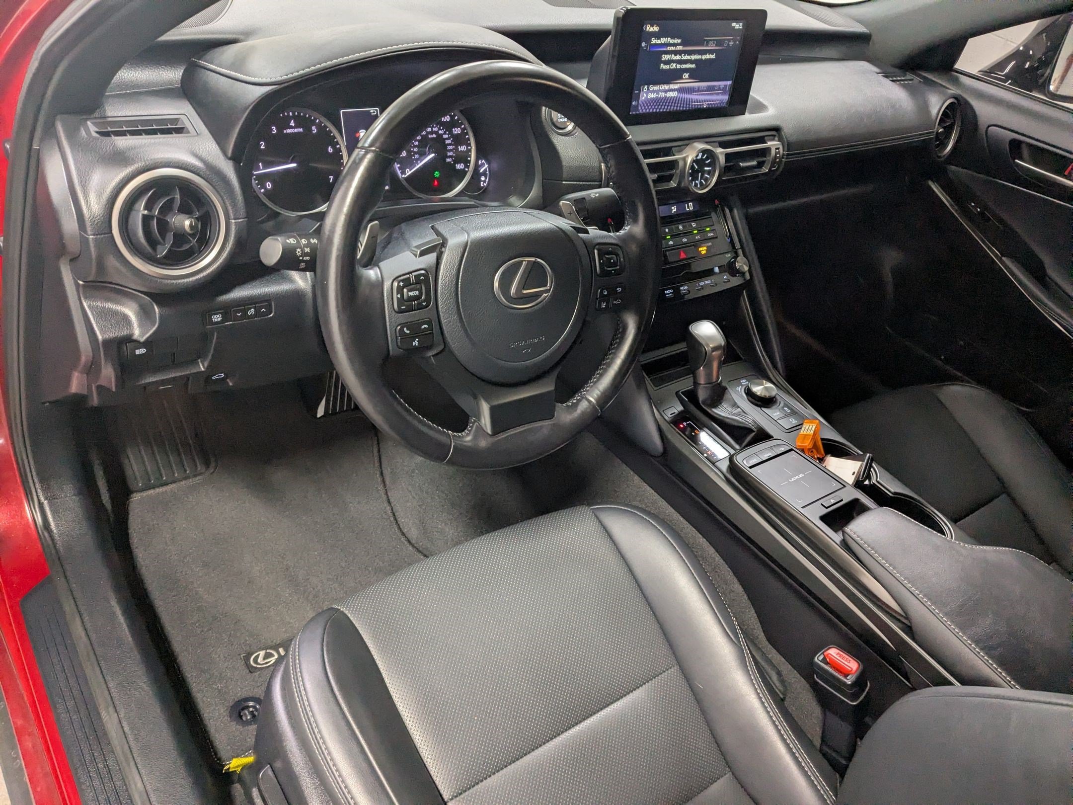 Used 2022 Lexus IS 300 AWD image 12
