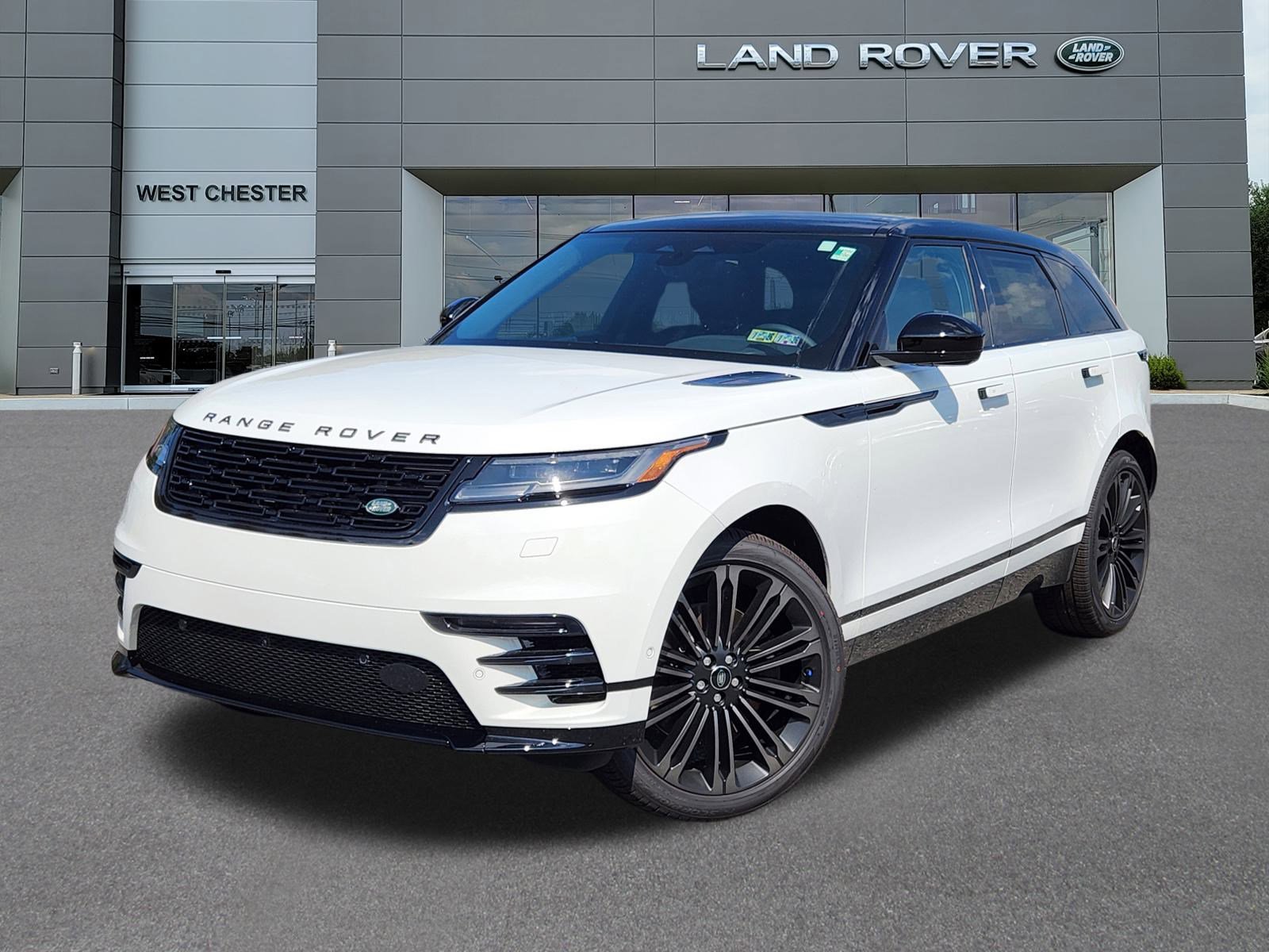 New 2026 Land Rover Range Rover Velar Dynamic SE image 1