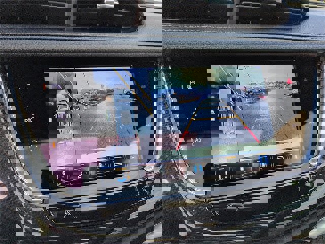 Used 2024 Cadillac XT6 Sport w/ Technology Package image 24