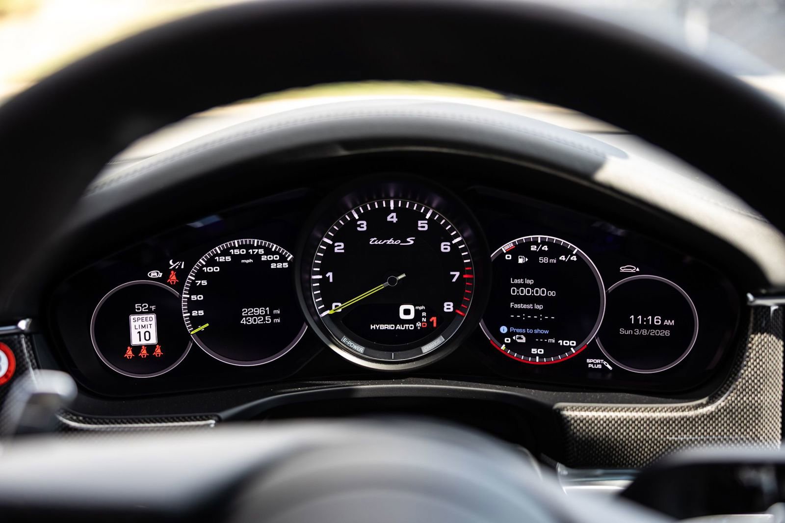 Used 2021 Porsche Panamera Turbo S w/ Assistance Package image 20