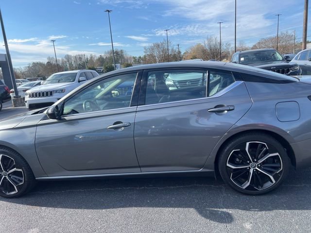 Used 2023 Nissan Altima 2.5 SR image 8