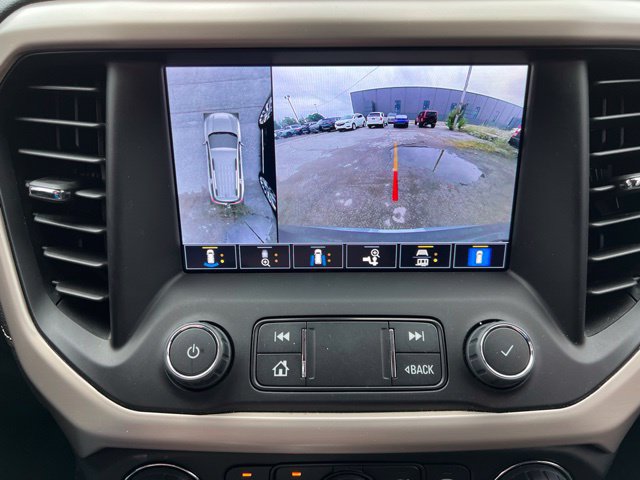 Used 2023 GMC Acadia Denali w/ Denali Ultimate Package AWD/4WD image 18