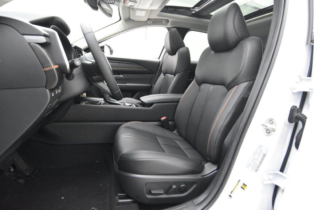 New 2026 MAZDA CX-50 AWD 2.5 Hybrid w/ Premium Pkg image 25
