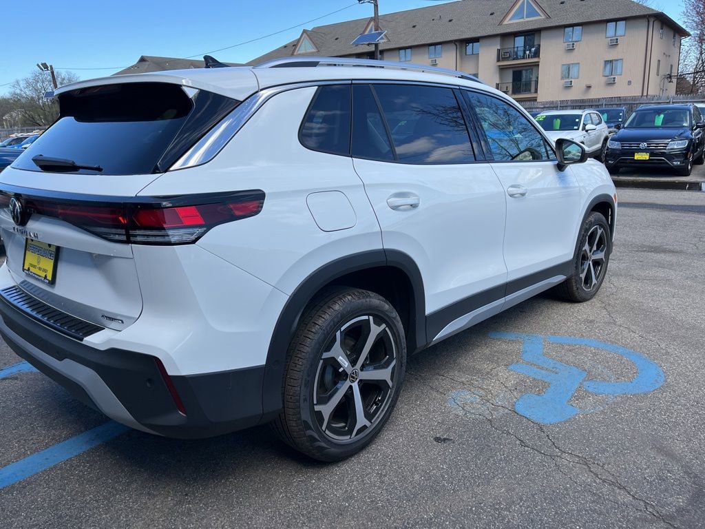 New 2026 Volkswagen Tiguan SE AWD/4WD image 11