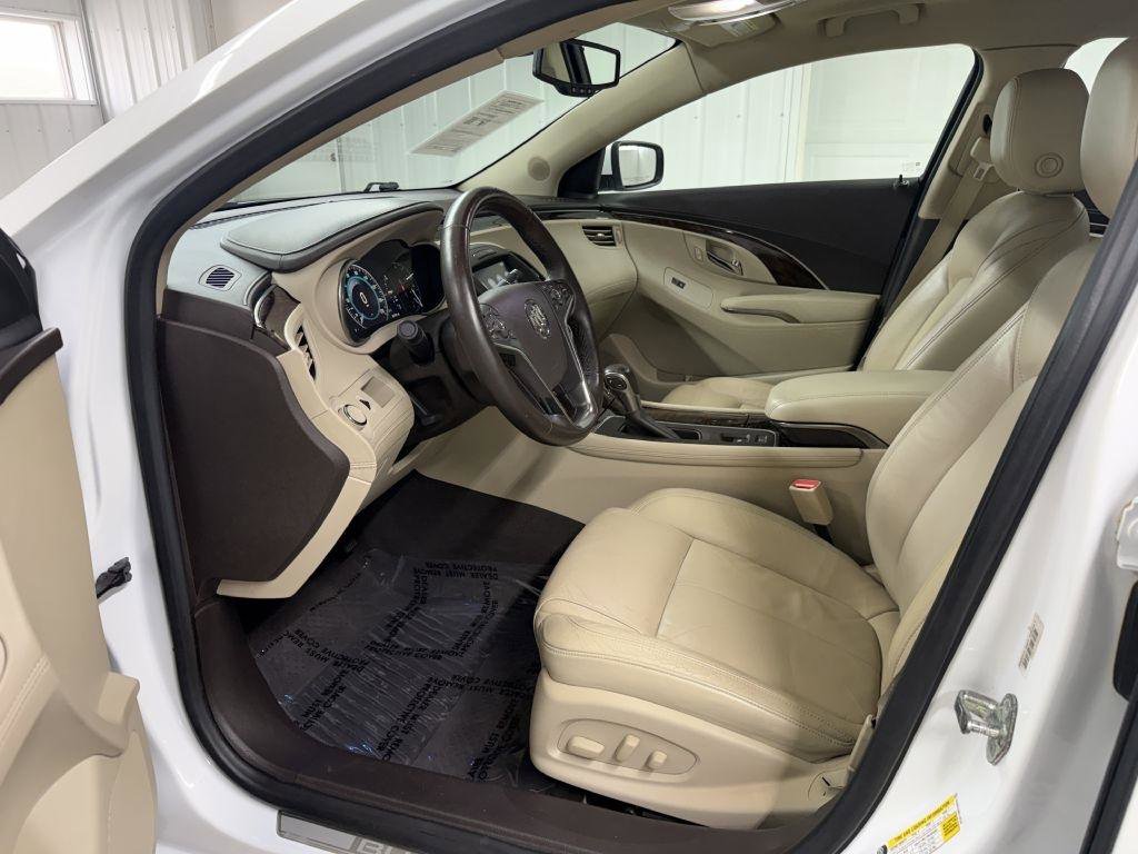 Used 2016 Buick LaCrosse Leather FWD image 9