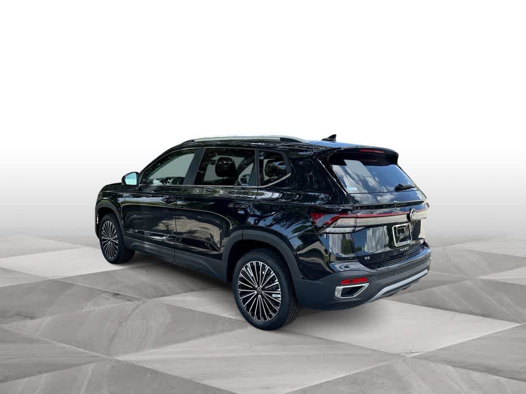 New 2026 Volkswagen Taos SE FWD image 6