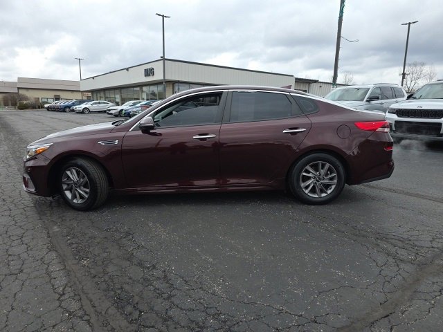 Used 2020 Kia Optima LX image 3