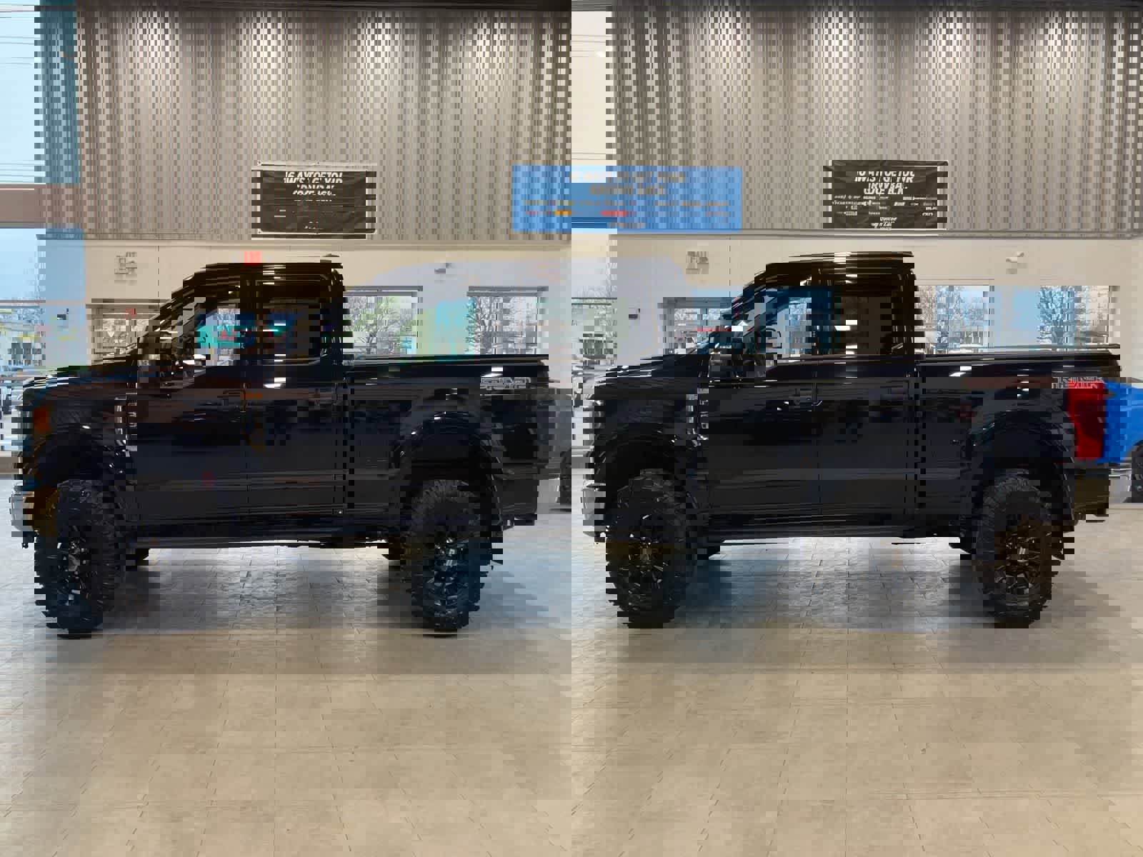 Used 2020 Ford F350 XLT w/ Tremor Off-Road Package image 8