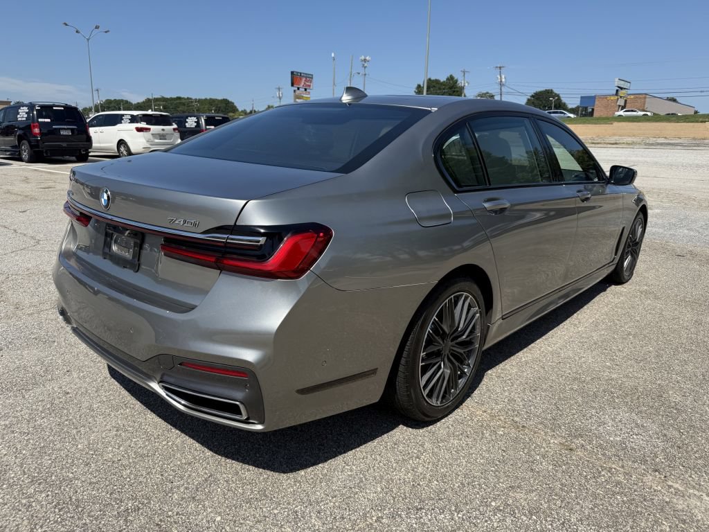Used 2020 BMW 740i xDrive w/ M Sport Package AWD/4WD image 6
