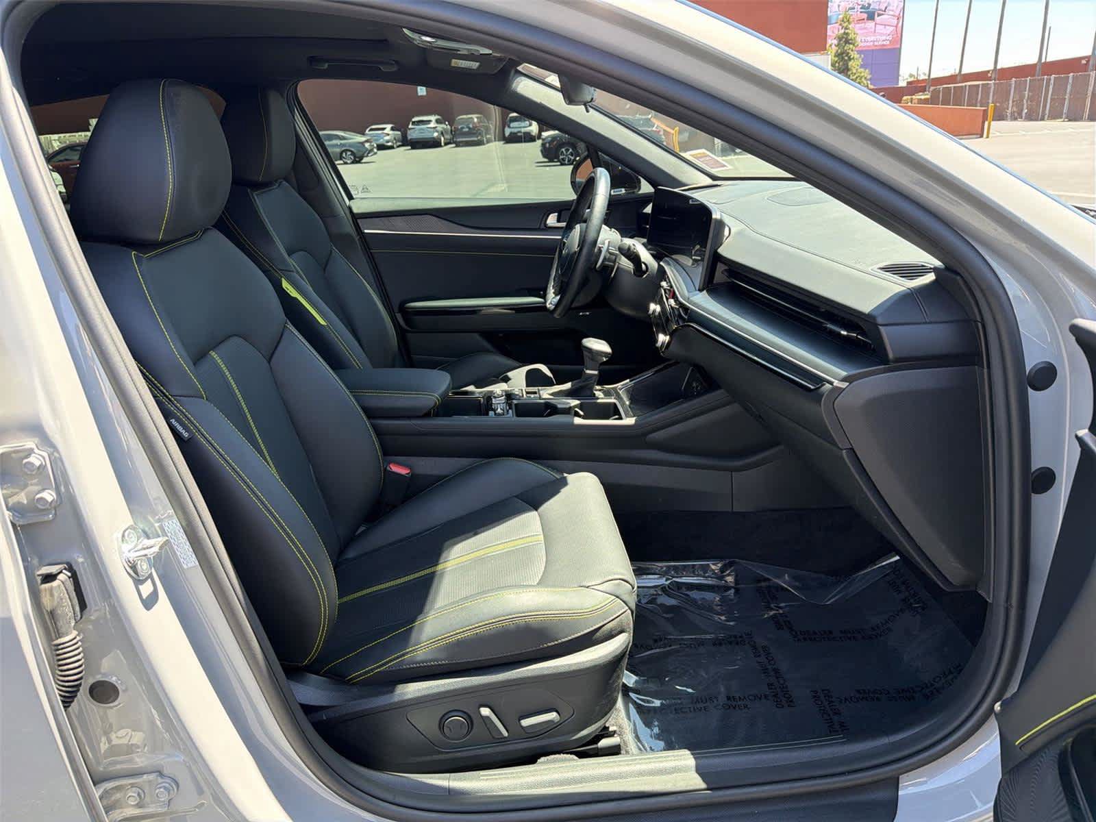 Used 2025 Kia K5 GT w/ GT1 Package FWD image 15