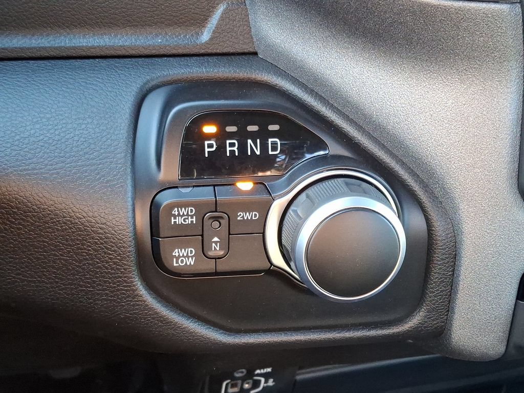 New 2024 RAM 3500 Tradesman w/ Safety Group AWD/4WD image 10
