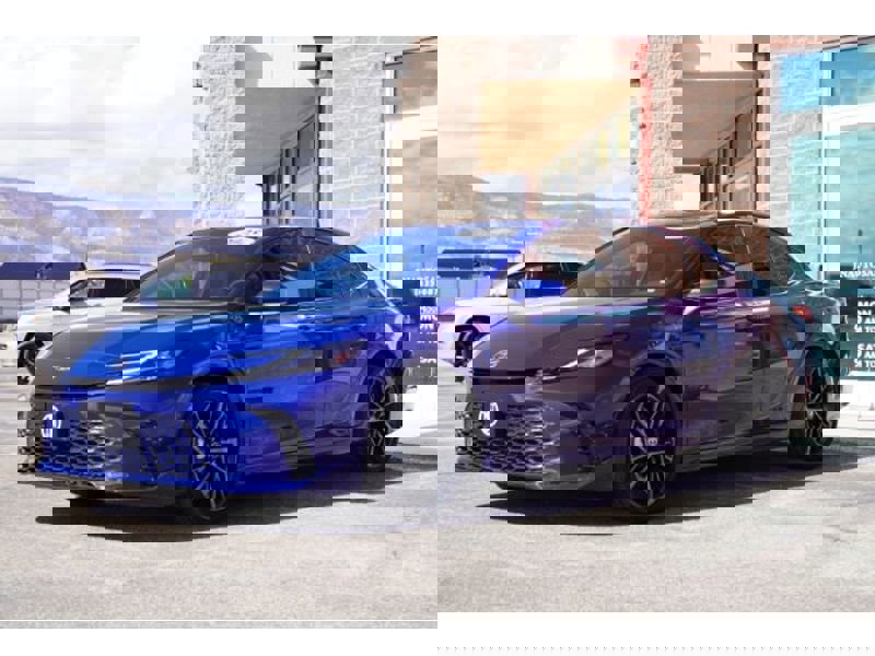 Used 2025 Toyota Camry XSE image 5