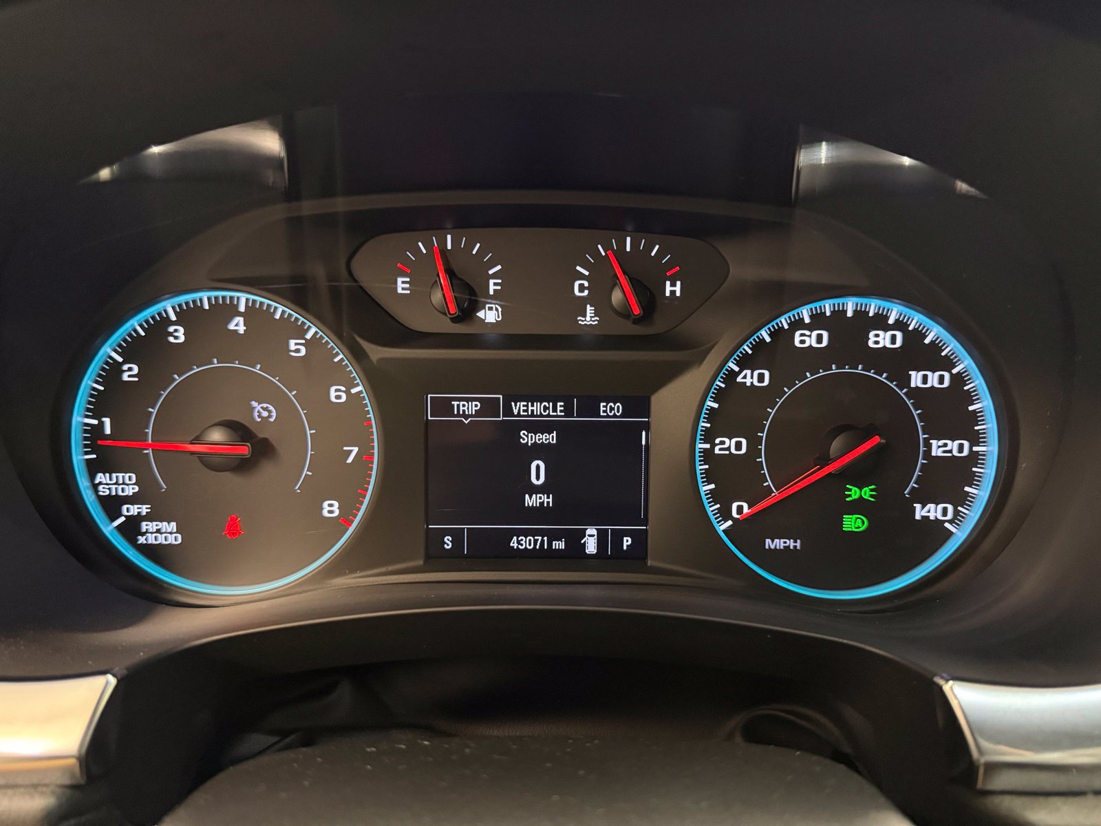 Used 2023 Chevrolet Traverse LT FWD image 13