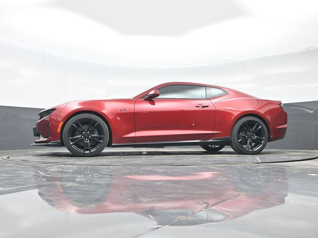 Used 2021 Chevrolet Camaro LT RWD image 34