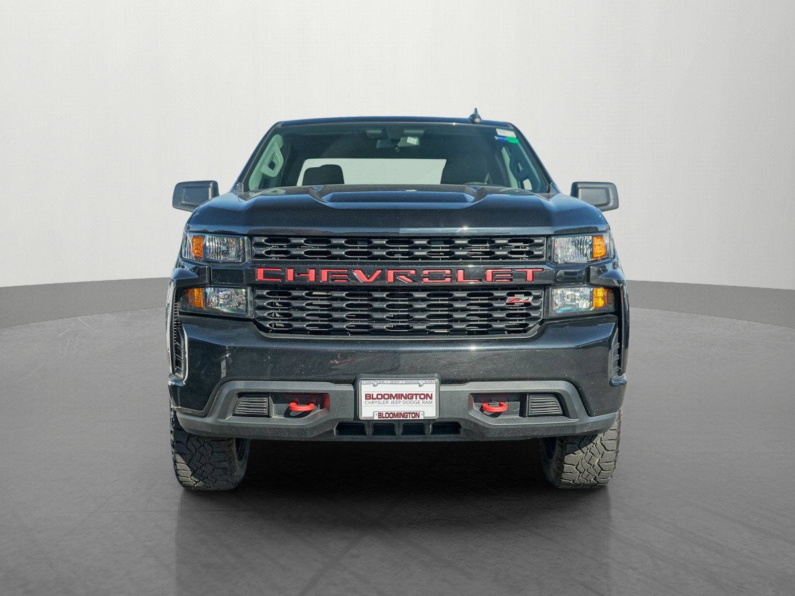 Used 2022 Chevrolet Silverado 1500 Custom Trail Boss w/ LPO, Dark Essentials Package image 2