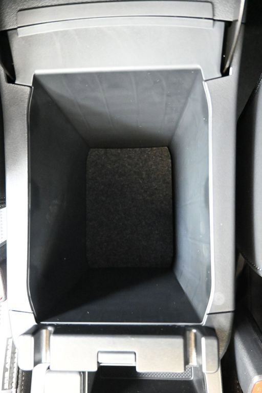 New 2026 Subaru Outback Touring XT image 36