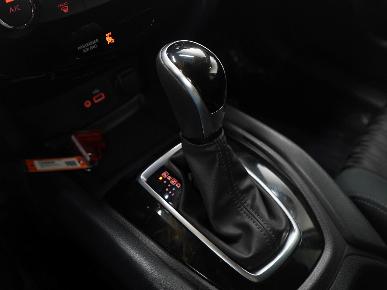 Used 2020 Nissan Rogue SV image 22